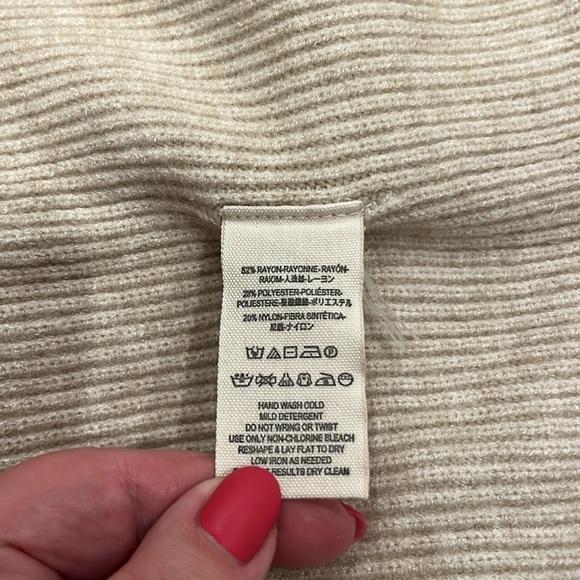 Free People Cream Softly Structured Tunic Knit Sweater Women Size M - Picture 8 of 9